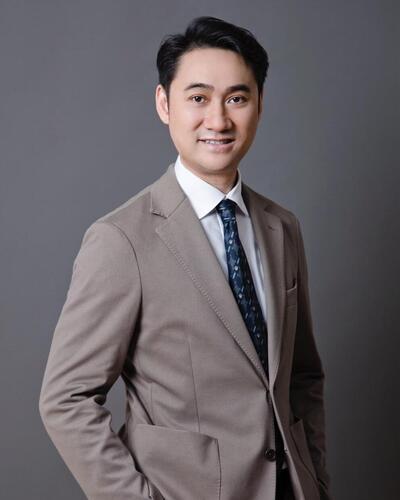 Chris Chung Ho Yip